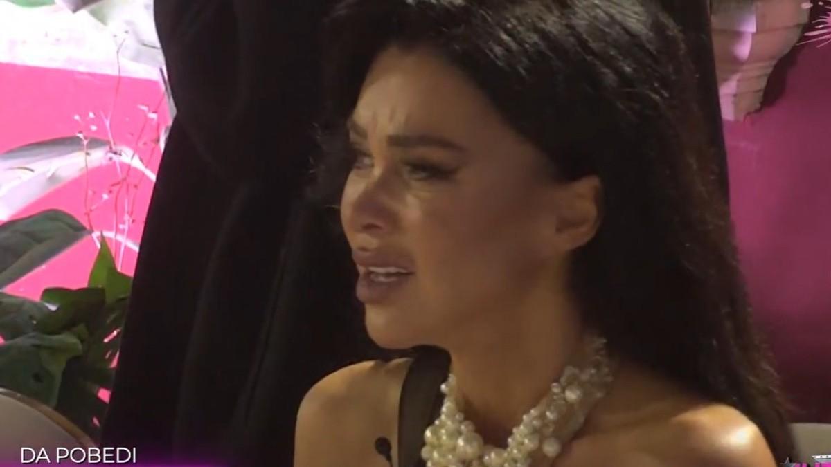 superfinale-elite-9-asmin-ispao,-stanija-se-slomila!-maja-ispala,-pa-se-izvinjavala-alibabinoj-porodici,-mustafa-place:-“naravno-da-nista-od-toga-sto-sam-rekla-nije-istina” superfinale-elite-9-asmin-ispao,-stanija-se-slomila!-maja-ispala,-pa-se-izvinjavala-alibabinoj-porodici,-mustafa-place:-“naravno-da-nista-od-toga-sto-sam-rekla-nije-istina”