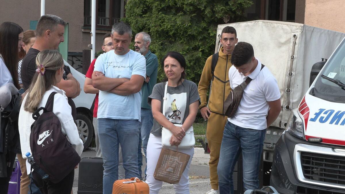 daci-generacije-svih-uzickih-skola-putuju-u-francusku!-nezaboravno-nagradno-putovanje-poklanja-im-uzice-u-znak-zahvalnosti-za-brojne-uspehe-u-skolovanju daci-generacije-svih-uzickih-skola-putuju-u-francusku!-nezaboravno-nagradno-putovanje-poklanja-im-uzice-u-znak-zahvalnosti-za-brojne-uspehe-u-skolovanju