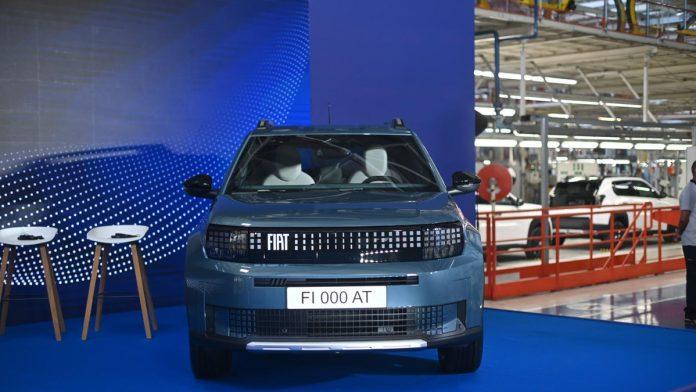 fijat-obustavio-uvoz-automobila-u-ovu-zemlju!-kineska-konkurencija-sve-jaca:-buducnost-legendarnog-brenda-dovedena-u-pitanje