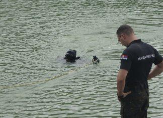 DRAMA NA SAVI Telo muškarca se ZAKAČILO za splav, sumnja se da je u pitanju nestala osoba drama-na-savi-telo-muskarca-se-zakacilo-za-splav,-sumnja-se-da-je-u-pitanju-nestala-osoba