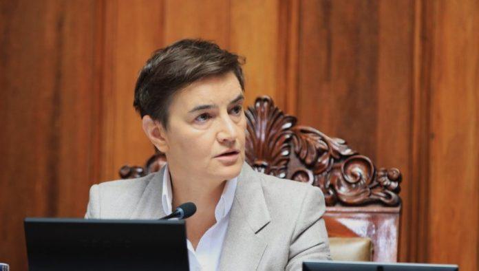 brnabic-ostro-odgovorila-vojinovicu:-nista-sve-ovo-njima-ne-smeta-da-sami-sebe-nazivaju-obrazovanom,-kulturnom,-nacitanom-i-profinjenom-elitom