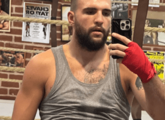 HITNO NAPUSTIO ŠPANIJU I SESTRINU BEBU! Veljko Ražnatović prekinuo porodično slavlje i sa Bogdanom se vratio u Srbiju, evo koji je RAZLOG! hitno-napustio-spaniju-i-sestrinu-bebu!-veljko-raznatovic-prekinuo-porodicno-slavlje-i-sa-bogdanom-se-vratio-u-srbiju,-evo-koji-je-razlog!