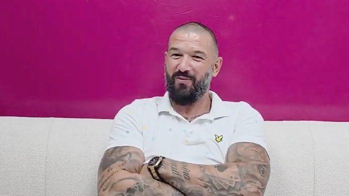 “prestala-je-ljubav,-otisao-sam-za-drugom”-nikola-lakic-o-razvodu-i-ulasku-u-elitu-10-–-opleo-po-staniji:-“prepredena-lisica”