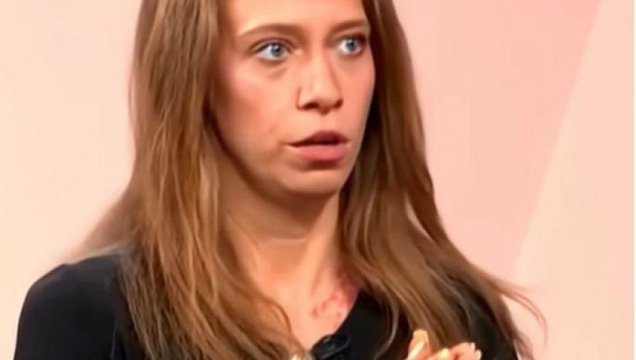 andrea-jovanovic-ogolila-kampanju-blokadera:-„nikada-se-nije-radilo-o-nadstresnici-ni-o-poginulim-ljudima“ andrea-jovanovic-ogolila-kampanju-blokadera:-„nikada-se-nije-radilo-o-nadstresnici-ni-o-poginulim-ljudima“