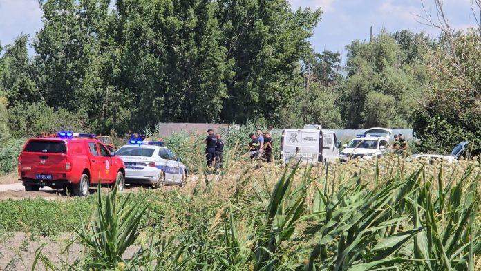 (foto,video)-poznato-ko-je-treca-zrtva-strasne-nesrece-u-novom-sadu!-nije-im-bilo-spasa,-automobil-se-prevrnuo-i-zavrsio-u-vodi