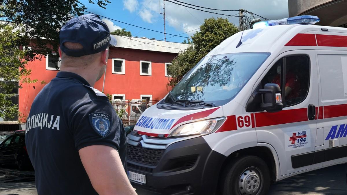 ovo-je-uzrok-stravicne-nesrece-na-vracaru!-“blic”-otkriva-kako-je-mladic-(21)-“audijem”-pokosio-jelenu-(39)-i-njenu-cerku-(6):-udario-u-banderu-i-zarotirao-se,-zeni-polomljene-obe-noge ovo-je-uzrok-stravicne-nesrece-na-vracaru!-“blic”-otkriva-kako-je-mladic-(21)-“audijem”-pokosio-jelenu-(39)-i-njenu-cerku-(6):-udario-u-banderu-i-zarotirao-se,-zeni-polomljene-obe-noge