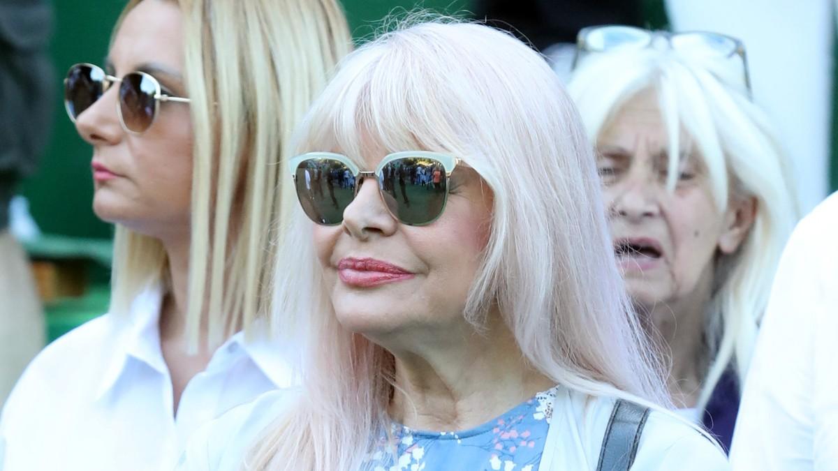 “nekoliko-minuta-sam-bila-mrtva”-pevacica-je-dva-puta-dozivela-klinicku-smrt:-“ne-volim-da-se-prisecam” “nekoliko-minuta-sam-bila-mrtva”-pevacica-je-dva-puta-dozivela-klinicku-smrt:-“ne-volim-da-se-prisecam”