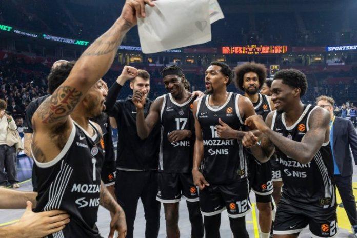 obradovic-izvisio-zbog-partizana!-crno-bele-samo-detalji-dele-od-novog-kolosalnog-pojacanja!