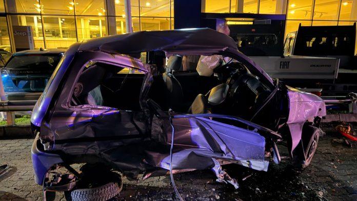 povreden-decak-(12),-automobili-unisteni-do-neprepoznatljivosti!-detalji-stravicne-nesrece-na-ibarskoj:-uleteo-u-suprotnu-traku-i-izazvao-udes-(foto)