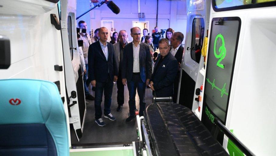 “dokaz-da-je-zdravstvo-fokus-vlade”:-macut-i-loncar-obisli-zavrsne-radove-na-novoj-zgradi-zavoda-za-urgentnu-medicinu-beograd-(video) “dokaz-da-je-zdravstvo-fokus-vlade”:-macut-i-loncar-obisli-zavrsne-radove-na-novoj-zgradi-zavoda-za-urgentnu-medicinu-beograd-(video)