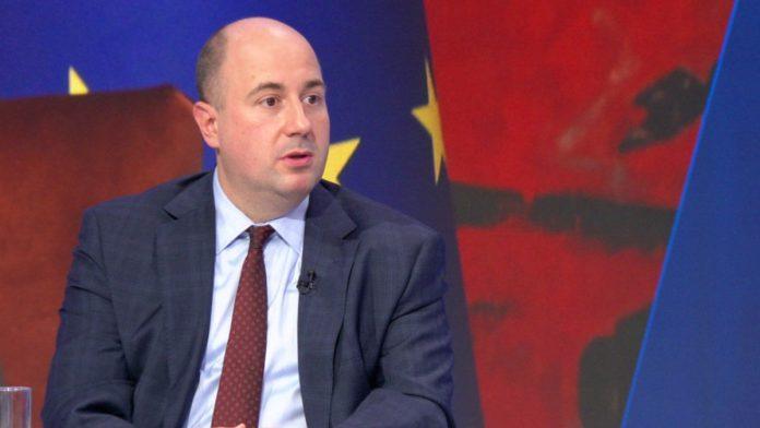 kako-je-pokrenut-strateski-dijalog-srbije-i-sad:-“otvaranje-vecih-vrata,-iako-nam-je-eu-prioritet”