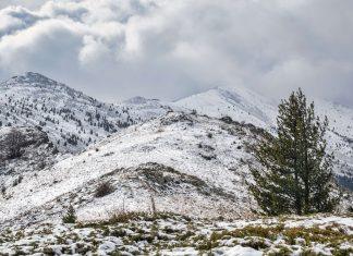 SNEG USRED LETA Snimljeni neverovatni prizori: Zabeleli Šar-planina i Olimp, temperatura pala ispod nule (VIDEO) sneg-usred-leta-snimljeni-neverovatni-prizori:-zabeleli-sar-planina-i-olimp,-temperatura-pala-ispod-nule-(video)