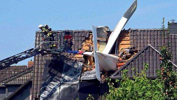 avion-pao-na-kucu-u-nemackoj:-jedna-osoba-izgubila-zivot avion-pao-na-kucu-u-nemackoj:-jedna-osoba-izgubila-zivot