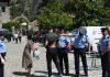 “NAJBOLJI ODGOVOR NA MRŽNJU – OKUPLJANJE U VERI” Kosovska policija pretresala pravoslavne vernike na ulazu u manastir Svetih arhangela kod Prizrena “najbolji-odgovor-na-mrznju-–-okupljanje-u-veri”-kosovska-policija-pretresala-pravoslavne-vernike-na-ulazu-u-manastir-svetih-arhangela-kod-prizrena