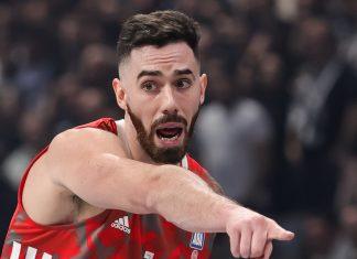 “JANJIČARU JEDAN!” Poznati srpski fudbaler opleo po Vildozi – živog ga je ispsovao! “janjicaru-jedan!”-poznati-srpski-fudbaler-opleo-po-vildozi-–-zivog-ga-je-ispsovao!