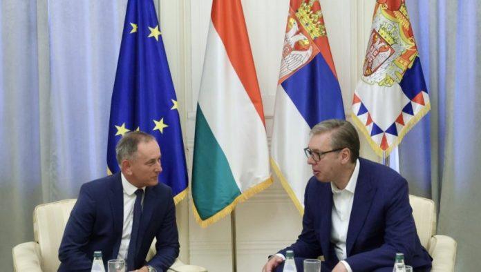vucic-u-oprostajnoj-poseti-ambasadora-madarske:-zahvalan-sam-na-svemu-sto-je-ucinio-za-nasu-zemlju