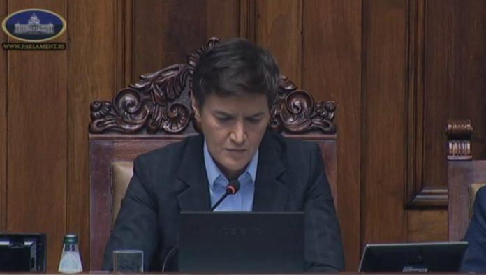 “opozicija-pravi-politicki-rijaliti!”-ana-brnabic-pred-vanrednu-sednicu:-mi-se-nijedne-teme-ne-plasimo!