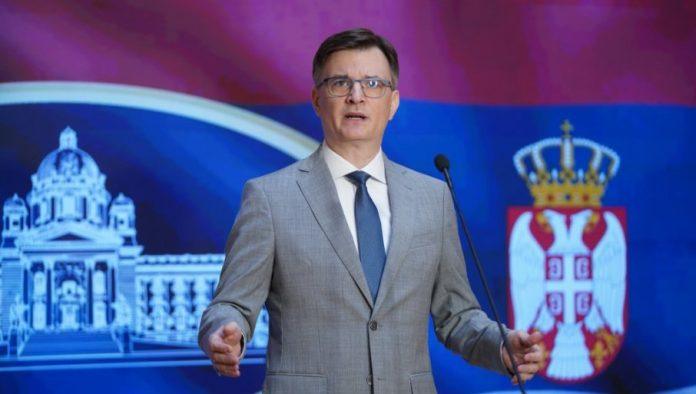 jovanov-razoblicio-opoziciju:-u-sali-tek-desetak-njih,-a-62-je-zahetvalo-sednicu-(foto)