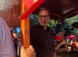 MILIJARDA EVRA ZA ZAPADNU SRBIJU: Vučić u Drežniku saopštio neverovatne vesti, pa poručio: “Idemo da ih pobedimo” milijarda-evra-za-zapadnu-srbiju:-vucic-u-drezniku-saopstio-neverovatne-vesti,-pa-porucio:-“idemo-da-ih-pobedimo”