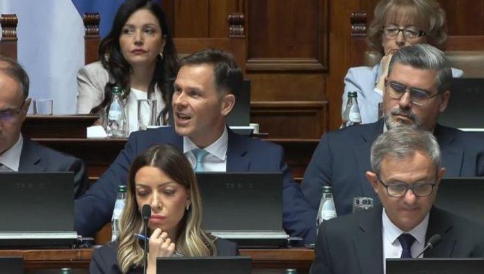 tri-pitanja-bez-odgovora-mali-odvalio-aleksica:-prodajes-lazi,-kao-sto-sve-prodajes-tokom-svoje-politicke-karijere