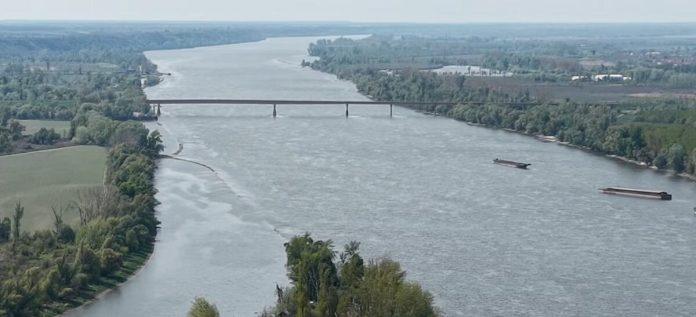 kriticna-hidroloska-situacija:-danas-zasedao-republicki-stab-za-vanredne-situacije-zbog-istorijski-niskog-vodostaja-dunava