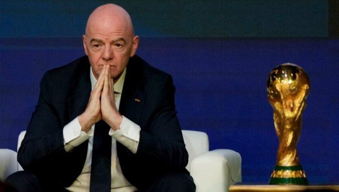 infantino-dao-poslednji-rok-savezima:-predsednik-fifa-se-ne-obazire-na-pretnje-iz-uefa