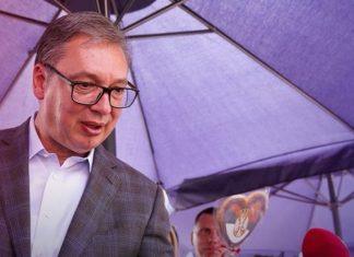 VUČIĆ SE OBRATIO GRAĐANIMA VAŽNOM PORUKOM: Da zauvek prekinemo njihove snove kako će da sruše Srbiju vucic-se-obratio-gradanima-vaznom-porukom:-da-zauvek-prekinemo-njihove-snove-kako-ce-da-sruse-srbiju