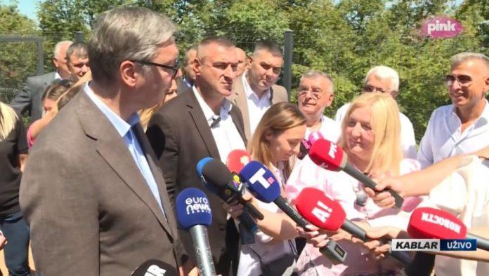 “teror-nece-trajati-doveka”-vucic-o-pritiscima-na-srbe-i-manastir-decani-na-kim