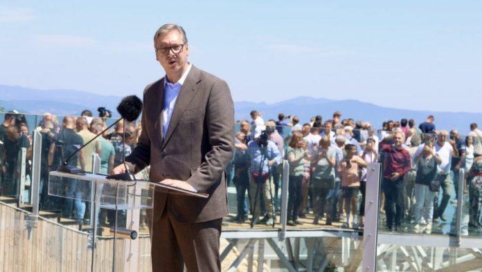 vucic-otkrio-kada-raspisuje-izbore:-sacekacu-da-se-vrate-sa-“holideja”,-pa-cu-da-raspisem-izbore