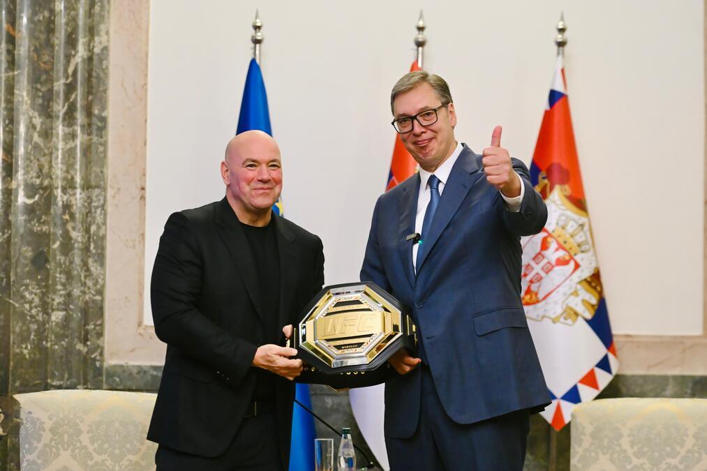 “vucic-je-sjajan-covek”-prvi-covek-ufc-a-odusevljen:-vraticemo-se-i-to-vrlo-brzo “vucic-je-sjajan-covek”-prvi-covek-ufc-a-odusevljen:-vraticemo-se-i-to-vrlo-brzo