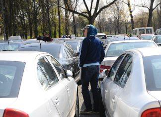 Automobil vam je oštećen na parkingu! Evo ko plaća štetu: Jedan detalj može da odluči da li ćete dobiti novac automobil-vam-je-ostecen-na-parkingu!-evo-ko-placa-stetu:-jedan-detalj-moze-da-odluci-da-li-cete-dobiti-novac