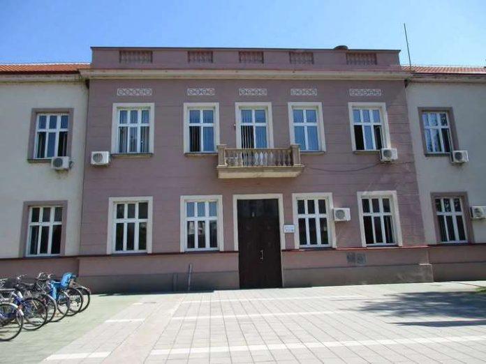veliki-uspeh-opstine-trstenik-u-digitalizaciji:-medu-prve-cetiri-lokalne-samouprave-u-oblasti-digitalne-transformacije