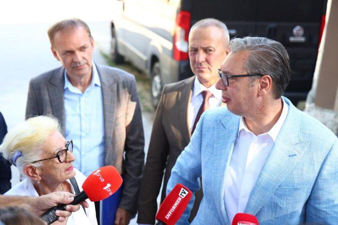 nove-mere-za-bolji-standard!-vucic-najavio-jeftinije-lekove-od-sutra,-od-septembra-finansijska-pomoc,-a-od-decembra-vece-plate-i-penzije