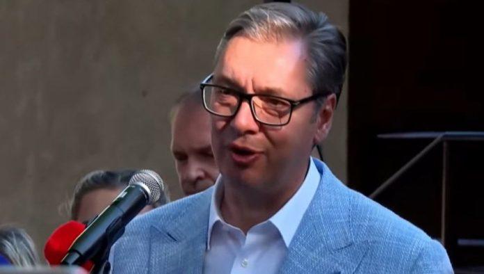 predsednik-vucic-o-mobilnim-ambulantama:-“nas-posao-je-da-dodemo-kod-vas-i-spasavamo-zivote”