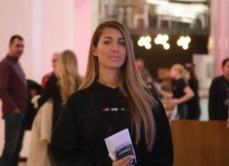 JELENA RADANOVIĆ VODI BITKU S BIVŠIM SUPRUGOM: Pozirala sa sinovima, pa ga javno prozvala zbog ALIMENTACIJE! jelena-radanovic-vodi-bitku-s-bivsim-suprugom:-pozirala-sa-sinovima,-pa-ga-javno-prozvala-zbog-alimentacije!