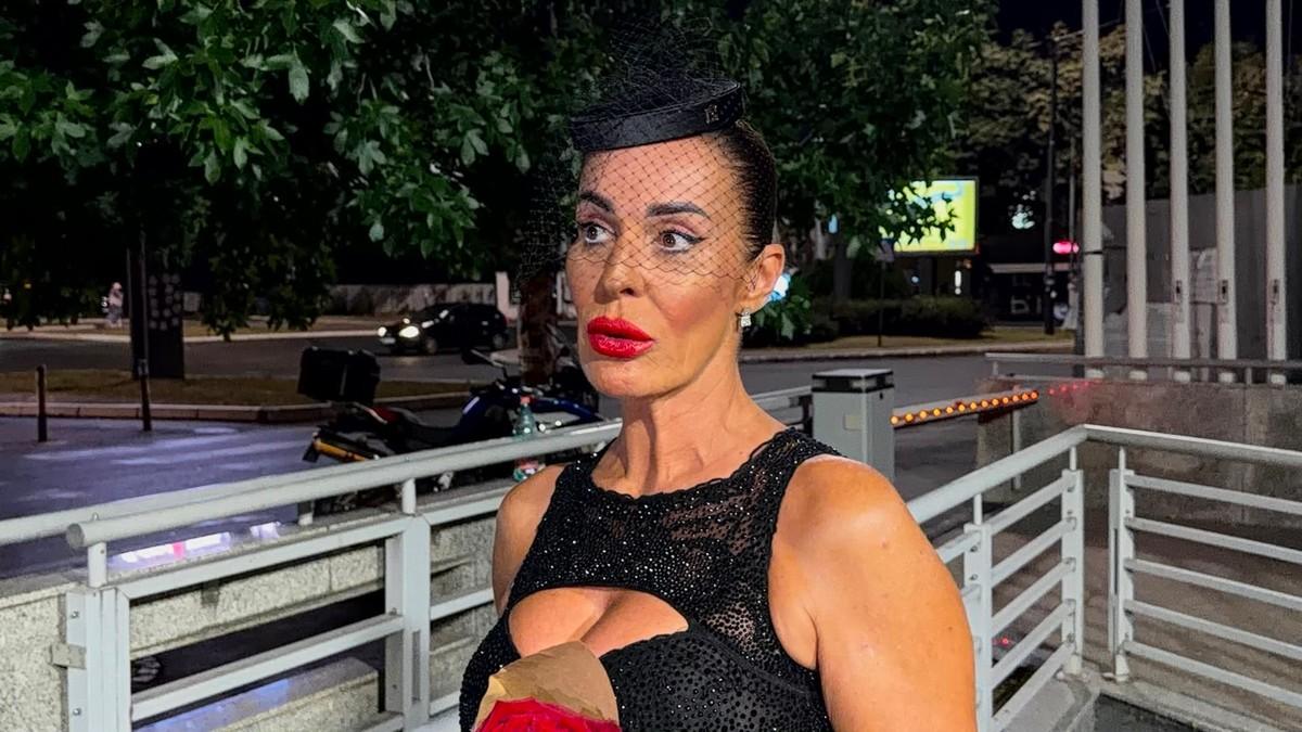 “sledeci-put-me-mozda-doveze-zvezdan-slavnic”-milena-kacavenda-dosla-ispred-pinka,-pa-otkrila:-“u-elitu-10-ulazim-za-pola-miliona-evra”-(video) “sledeci-put-me-mozda-doveze-zvezdan-slavnic”-milena-kacavenda-dosla-ispred-pinka,-pa-otkrila:-“u-elitu-10-ulazim-za-pola-miliona-evra”-(video)