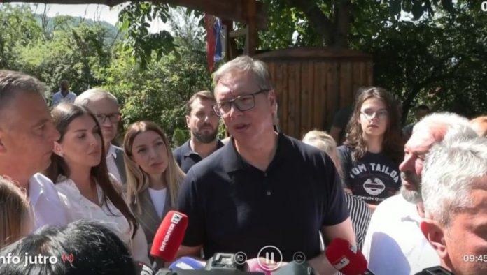 vucic-povukao-potez-za-spas-srpskih-sela:-lekarima-u-ruralnim-podrucjima-vece-plate-i-do-20-odsto