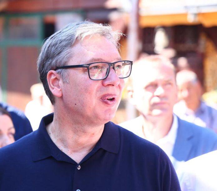“davacemo-20-odsto-vecu-platu”-vucic-najavio-povecanje-primanja-za-lekare-u-ruralnim-podrucjima:-to-je-jedini-nacin,-drugacije-nema-smisla