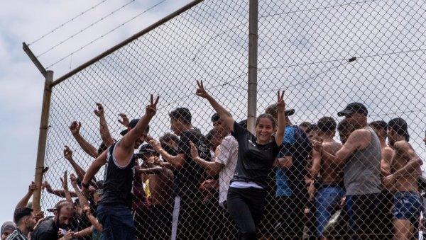 eu-se-razdvaja-iznutra:-finski-politicar-upozorio-na-“evrosamoubistvo”-zbog-migracione-krize-u-spaniji eu-se-razdvaja-iznutra:-finski-politicar-upozorio-na-“evrosamoubistvo”-zbog-migracione-krize-u-spaniji