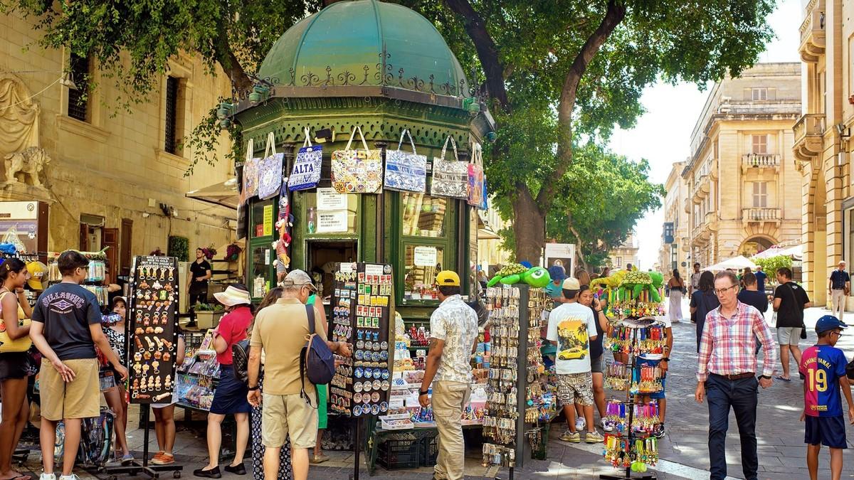 malta-donela-brutalan-zakon:-ako-napravite-ovaj-prekrsaj,-sledi-kazna-od-200-evra-i-ekspresna-deportacija malta-donela-brutalan-zakon:-ako-napravite-ovaj-prekrsaj,-sledi-kazna-od-200-evra-i-ekspresna-deportacija