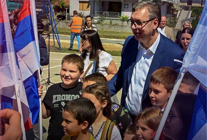 bez-njih-nema-buducnosti!-vucic-poslao-mocnu-poruku-narodu:-koliko-nam-deca-budu-spremna-za-novo-vreme,-toliko-ce-srbija-biti-spremna!-(foto)