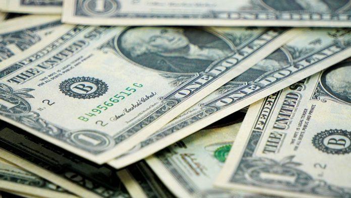 dolar-pretrpeo-najveci-nedeljni-pad-od-aprila:-jen-naglo-ojacao