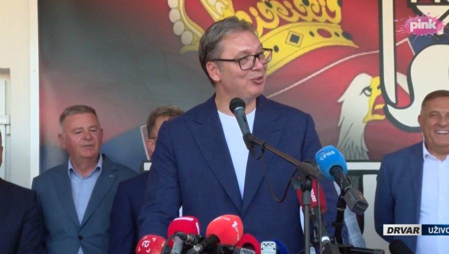 na-srbiju-mozete-da-racunate-vucic-iz-drvara:-u-narednih-15-dana-dodatnih-140.000-evra-za-jumko na-srbiju-mozete-da-racunate-vucic-iz-drvara:-u-narednih-15-dana-dodatnih-140.000-evra-za-jumko