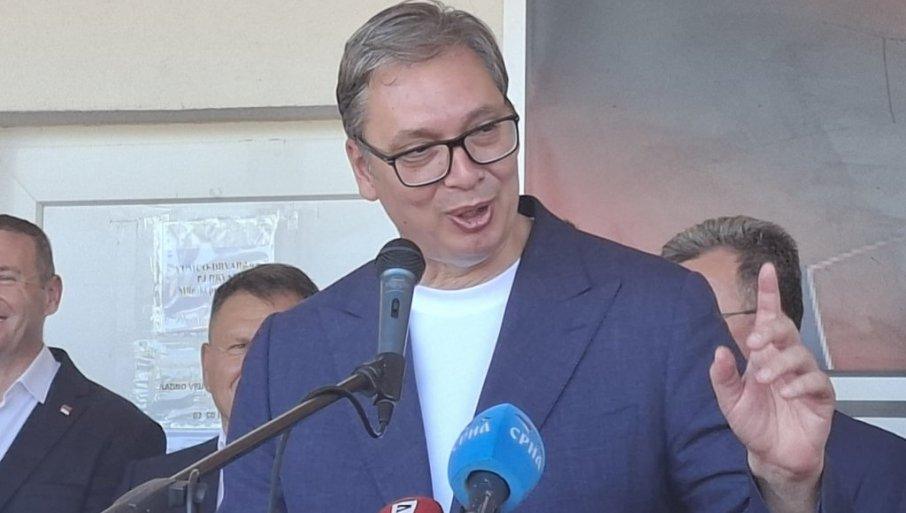 “hvala-na-iskrenom-gostoprimstvu,-toplini-i-ljubavi”-vucic-u-mrkonjic-gradu:-najveca-vrednost-su-ljudi-koji-vas-docekaju-otvorenog-srca “hvala-na-iskrenom-gostoprimstvu,-toplini-i-ljubavi”-vucic-u-mrkonjic-gradu:-najveca-vrednost-su-ljudi-koji-vas-docekaju-otvorenog-srca
