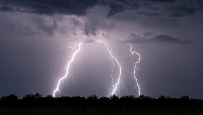 grmljavinske-oluje-sa-gradom-stizu-u-srbiju:-toplotni-talas-ce-biti-kratko-prekinut,-osvezenje-nas-ocekuje-od-ovog-datuma