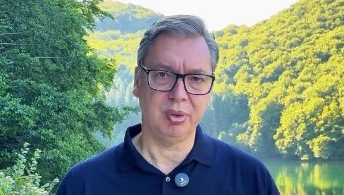 vucic-se-oglasio-iz-republike-srpske:-predsednik-otkrio-sta-je-kljucno-za-razvoj-srbije-i-najavio-koja-mesta-ce-danas-obici-(video)
