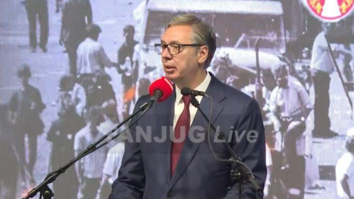 (video)-“progoma-vise-nikada-nece-biti”-vucic-na-danu-secanja-na-zrtve-“oluje”-u-mrkonjic-gradu:-“ima-da-nas-zovete-srbima!”