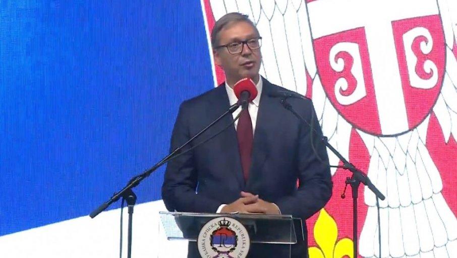 “nikada-vise-necemo-dozvoliti”-vucic:-garantujem-vam-da-vise-nigde-nece-biti-oluje,-pogroma-i-stradanja-srpskog-naroda “nikada-vise-necemo-dozvoliti”-vucic:-garantujem-vam-da-vise-nigde-nece-biti-oluje,-pogroma-i-stradanja-srpskog-naroda