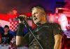 SKANDAL! USTAŠKI POKLIČI ODJEKIVALI ŠIBENIKOM Tompson održao koncert na godišnjicu “Oluje”, otvorio ga najkontroverznijom pesmom skandal!-ustaski-poklici-odjekivali-sibenikom-tompson-odrzao-koncert-na-godisnjicu-“oluje”,-otvorio-ga-najkontroverznijom-pesmom