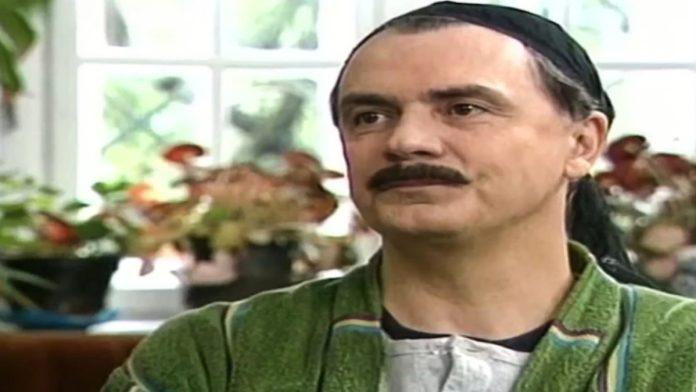 igrao-kockara-i-svalera-u-“porodicnom-blagu”,-pa-postavljen-na-bitnu-funkciju-evo-koliko-se-cuveni-mica-jankovic-promenio-za-sve-ove-godine